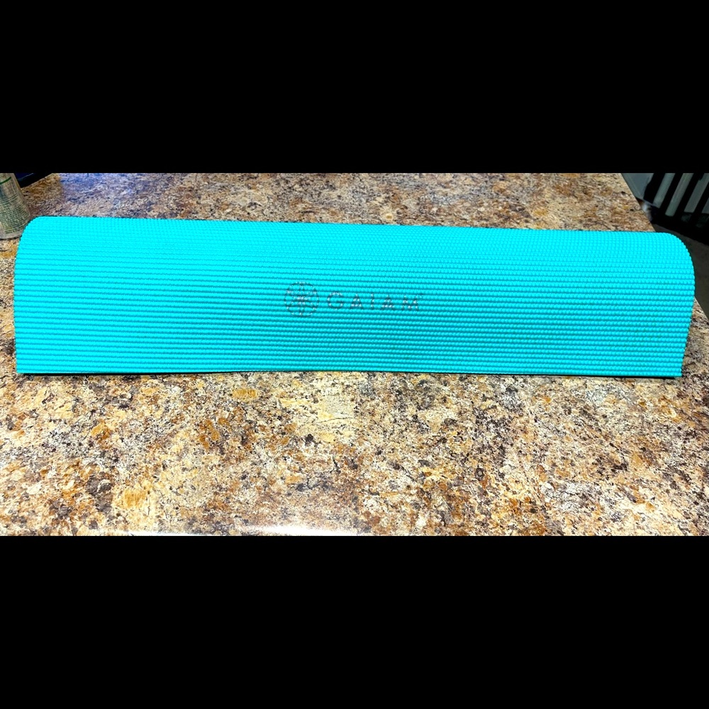 Gaiam yoga mat